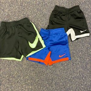 NIKE BUNDLE